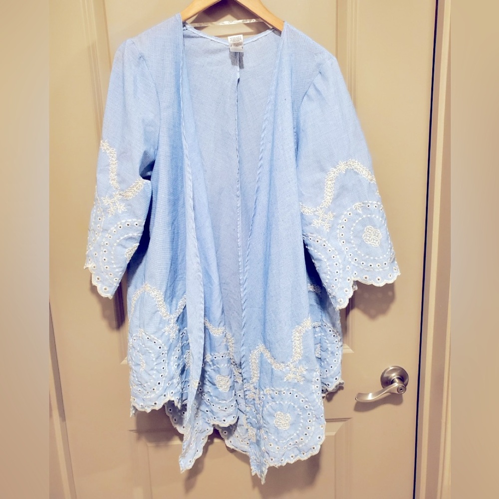 Time and Tru embroidered kimono size l/xl